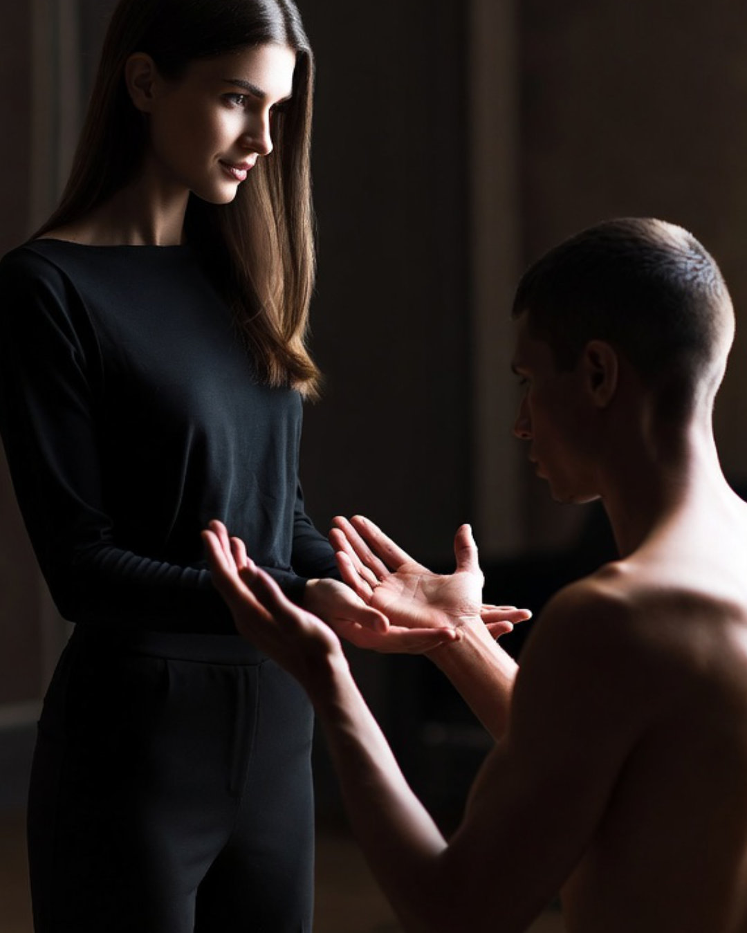 leise femdom befehle zeig mir deine Hände